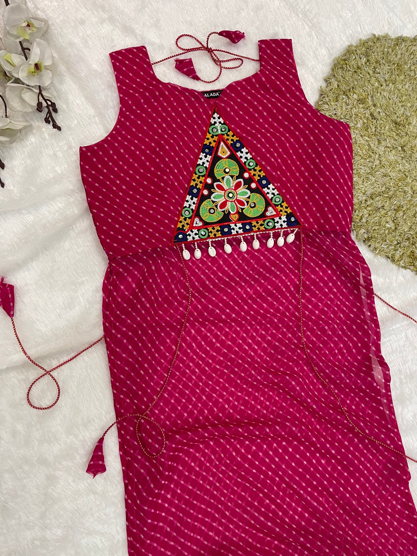 Bandhani Embroidered Georgette Kurti – Magenta Bloom