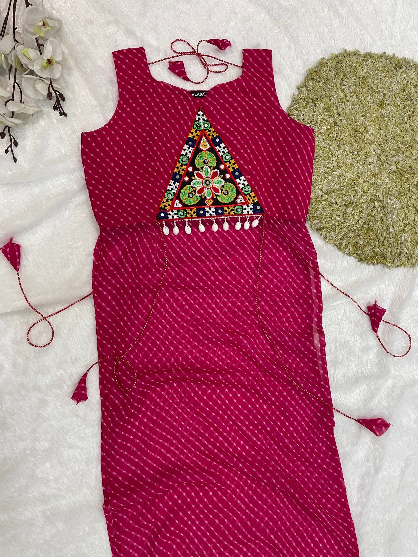 Bandhani Embroidered Georgette Kurti – Magenta Bloom