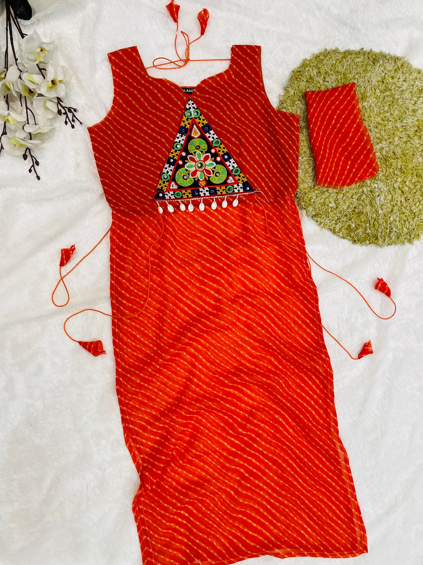 Bandhani Embroidered Georgette Kurti – Magenta Bloom