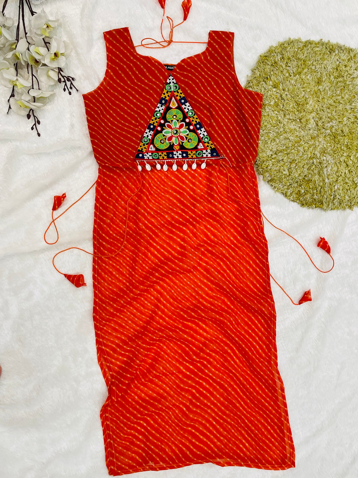 Bandhani Embroidered Cotton Kurti – Red Radiance
