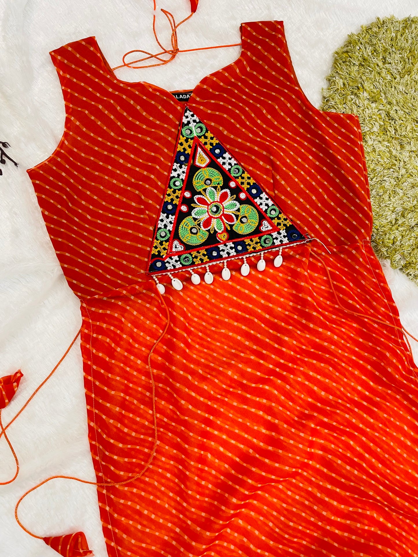 Bandhani Embroidered Cotton Kurti – Red Radiance