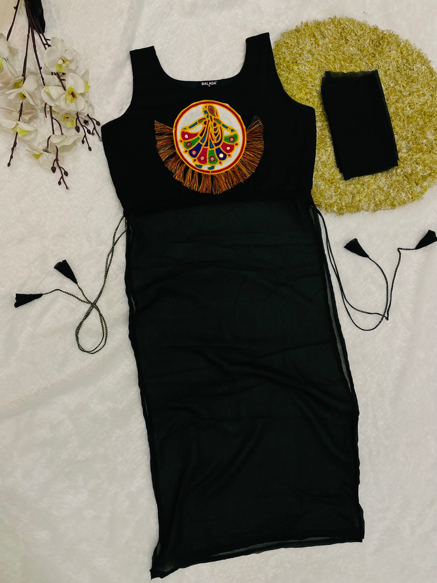 Designer Navratri Kurtis – Traditional Garba & Dandiya Outfit