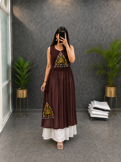 BALADA Women's Premium Georgette Navratri Kurti | Designer Sleeveless Festive Kurti