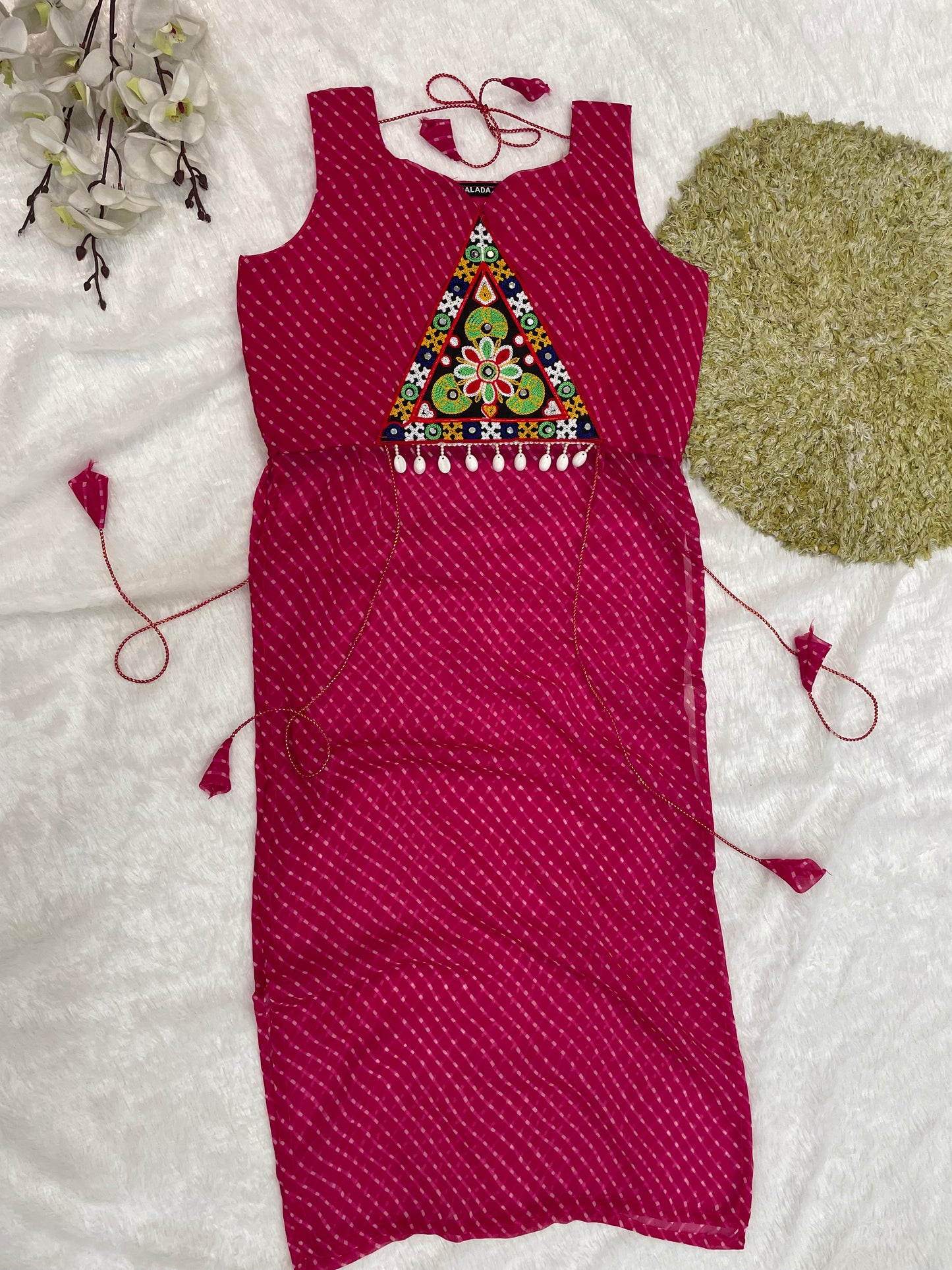 Bandhani Embroidered Georgette Kurti – Magenta Bloom