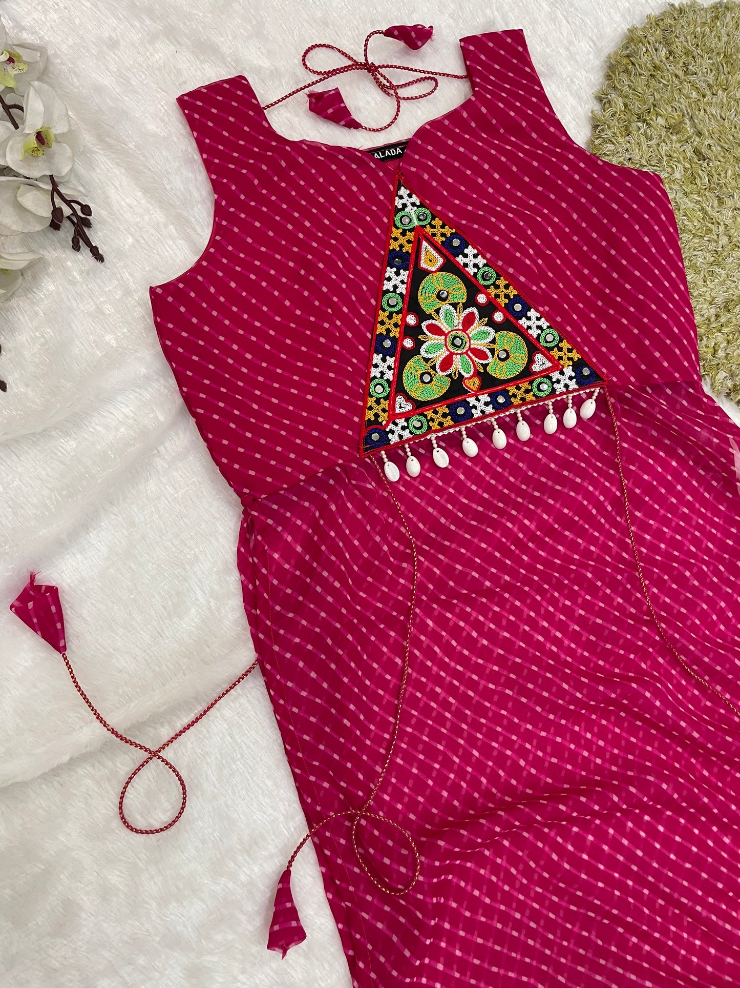 Bandhani Embroidered Georgette Kurti – Magenta Bloom