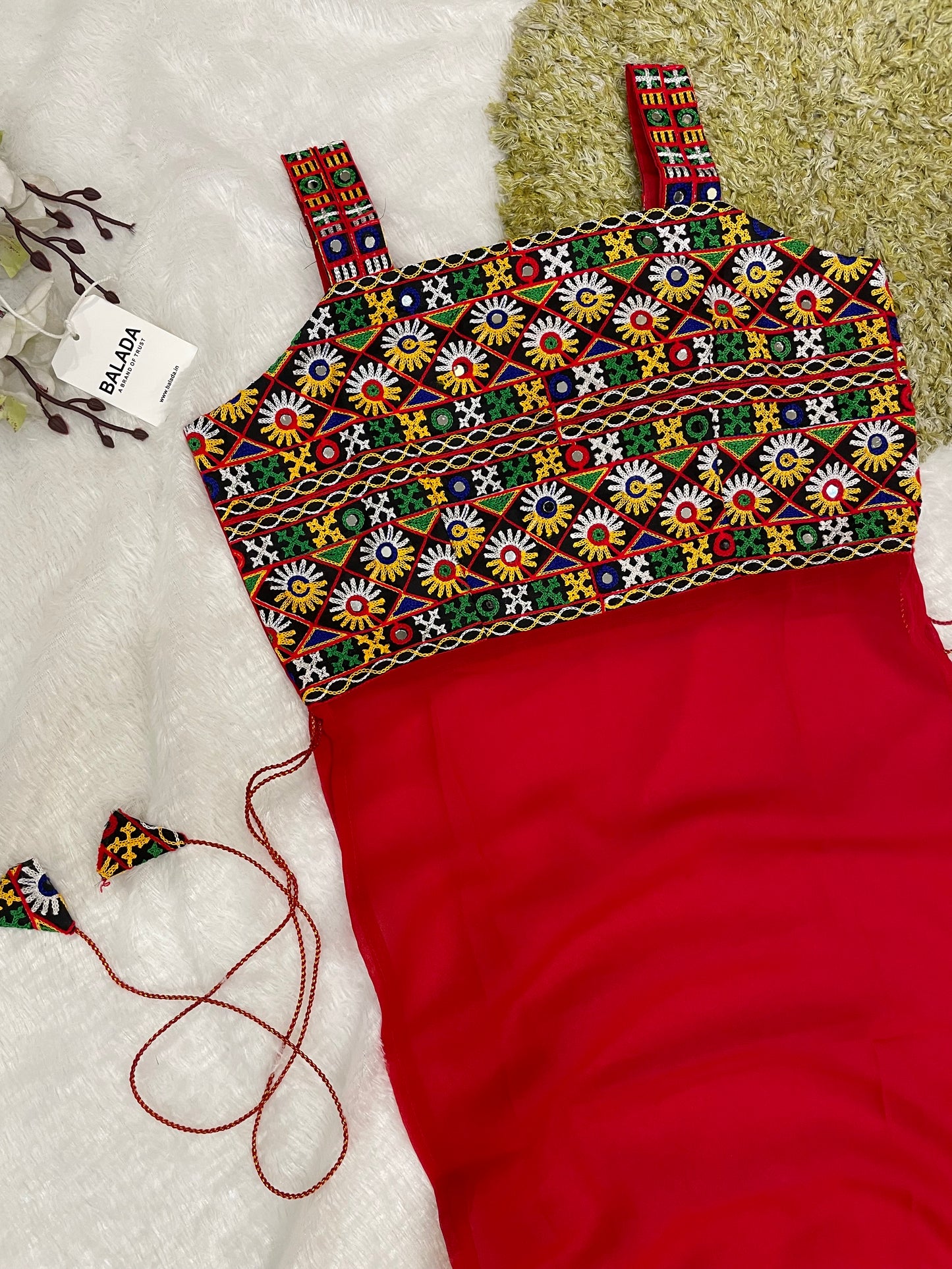 Trendy Traditional Mirrorwork Kurti – Premium Ethnic Wear