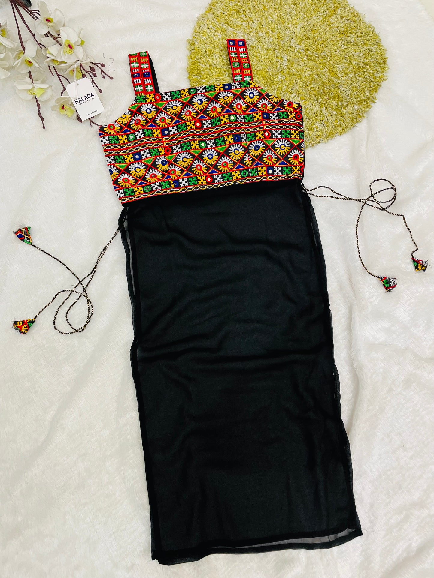 Trendy Traditional Mirrorwork Kurti – Premium Ethnic Wear