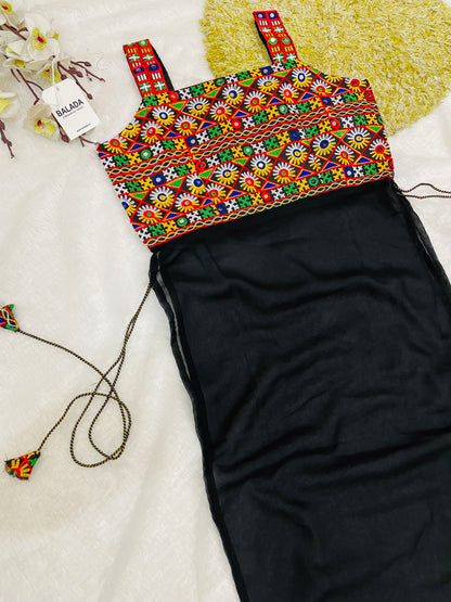 Trendy Traditional Mirrorwork Kurti – Premium Ethnic Wear